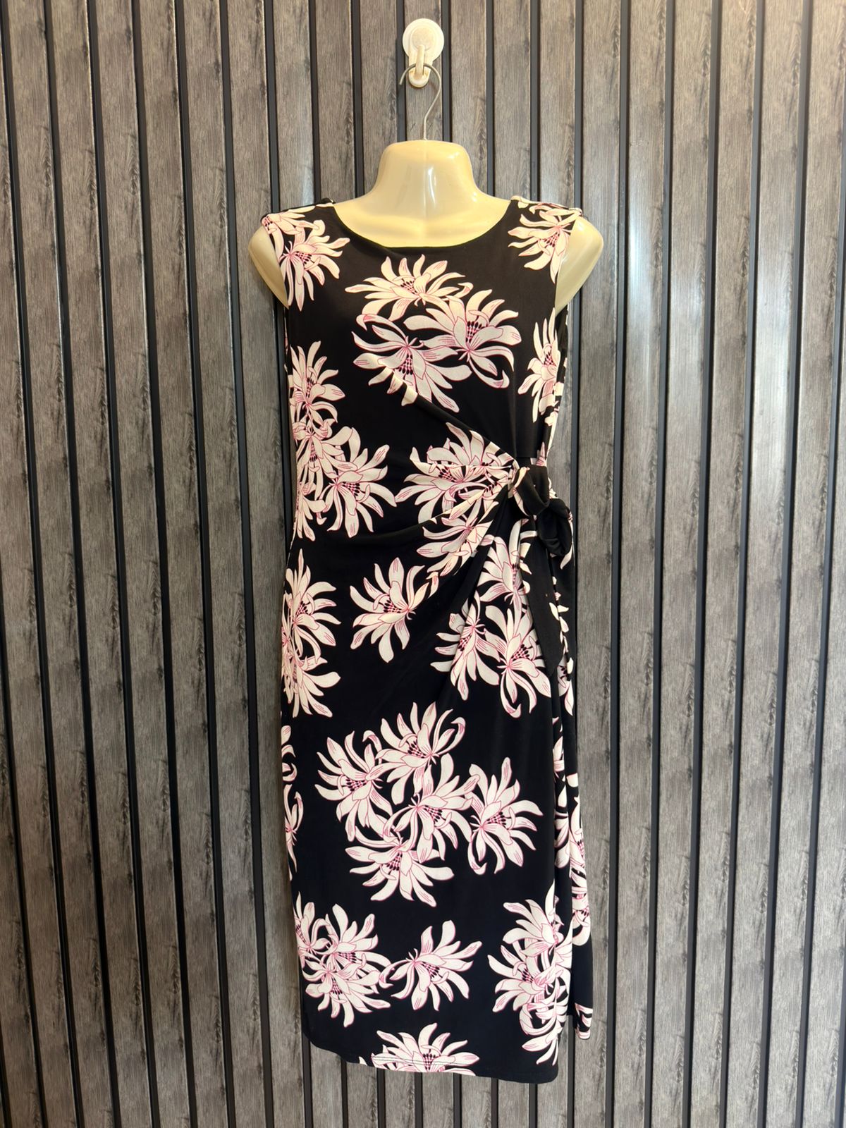 Chest 20  Length 40  Fabric Silk Jersey Women’s Long Dress Collection