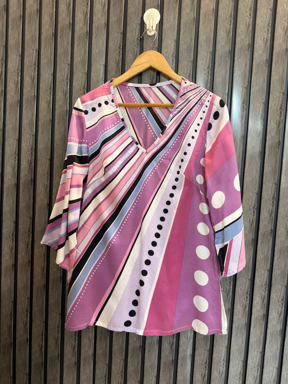 Chest 18  Lenght 28  Fabric Silk Women’s Classic Full Sleeves Top