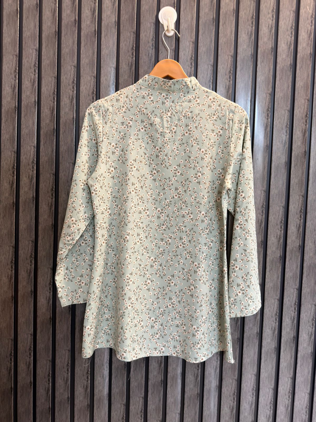 Chest 17  Lenght 27  Fabric Silk Women’s Elegant Collection Top
