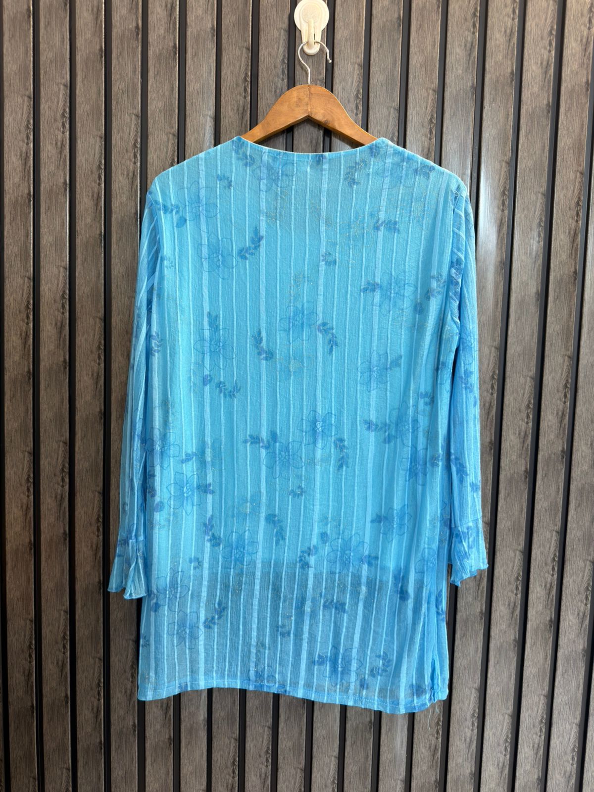 Chest 22  Lenght 30  Fabric Silk Jersey Women’s Elegant Wardrobe Top