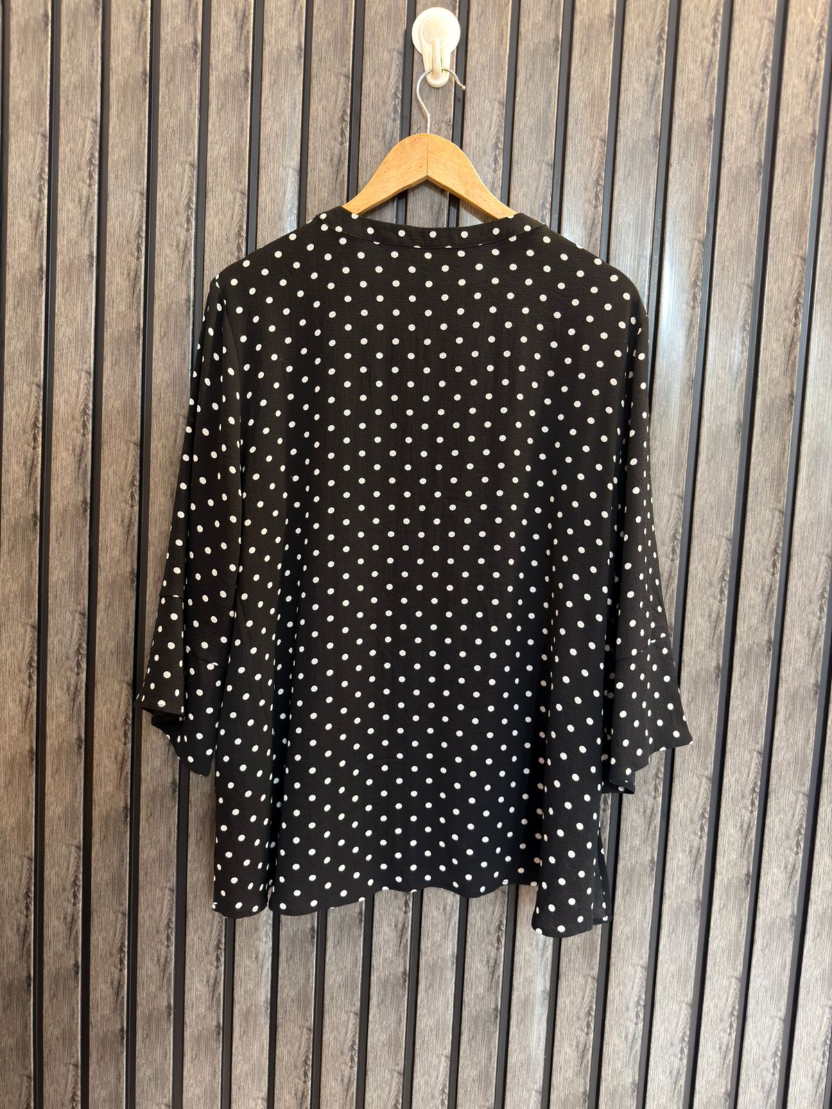 Chest 24  Lenght 27  Fabric Chiffon Women’s Modern Full Sleeves Top