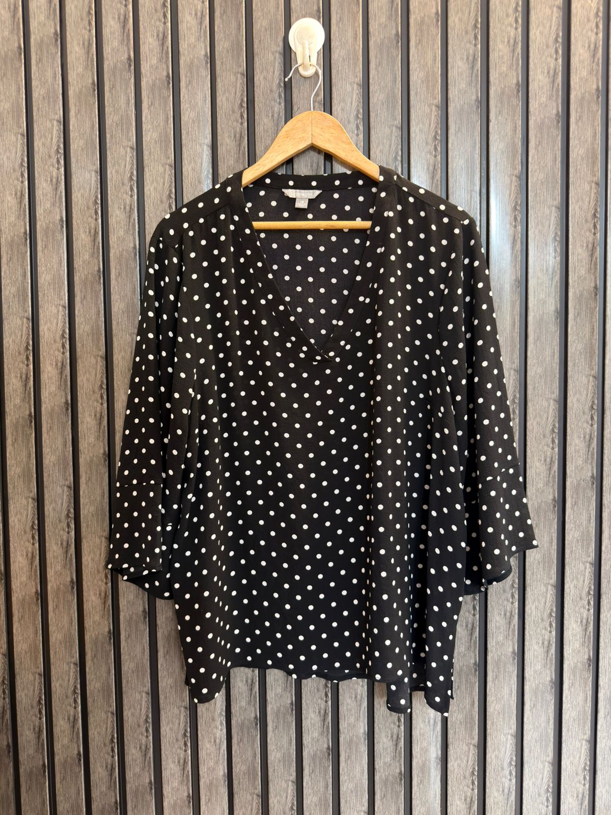 Chest 24  Lenght 27  Fabric Chiffon Women’s Modern Full Sleeves Top