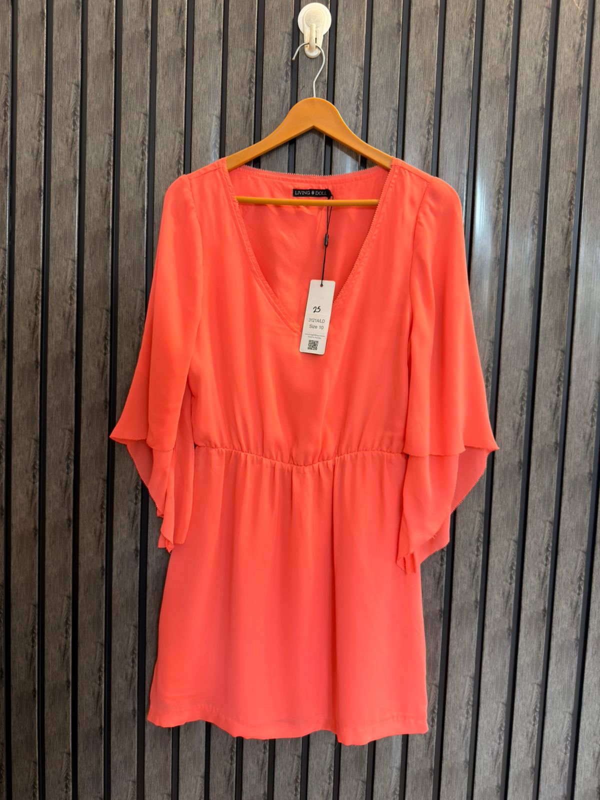 Chest 17  Lenght 31  Fabric Chiffon Women’s Classic Wardrobe Top