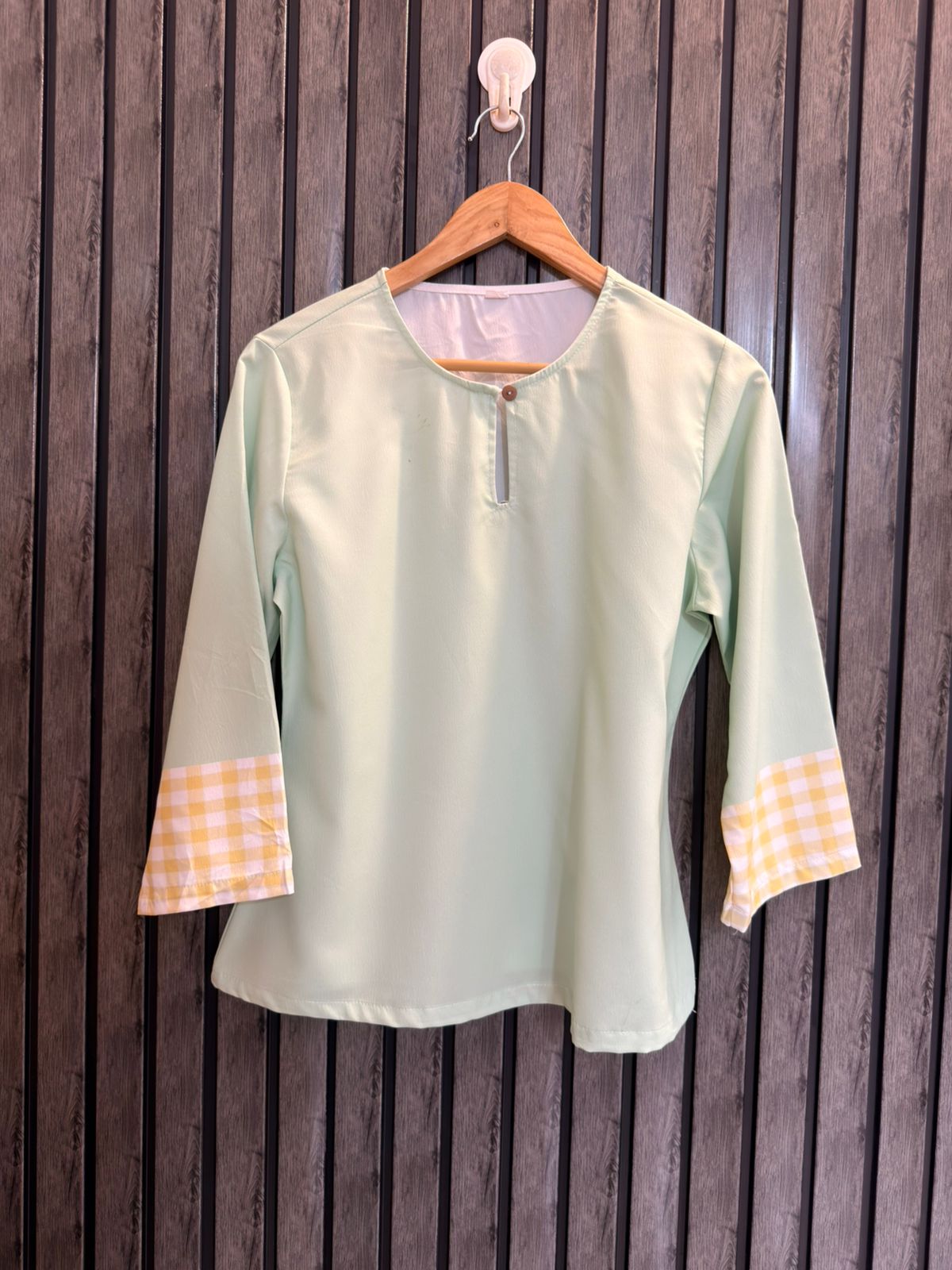 Chest 18  Lenght 23  Fabric Silk Women’s Premium Collection Top