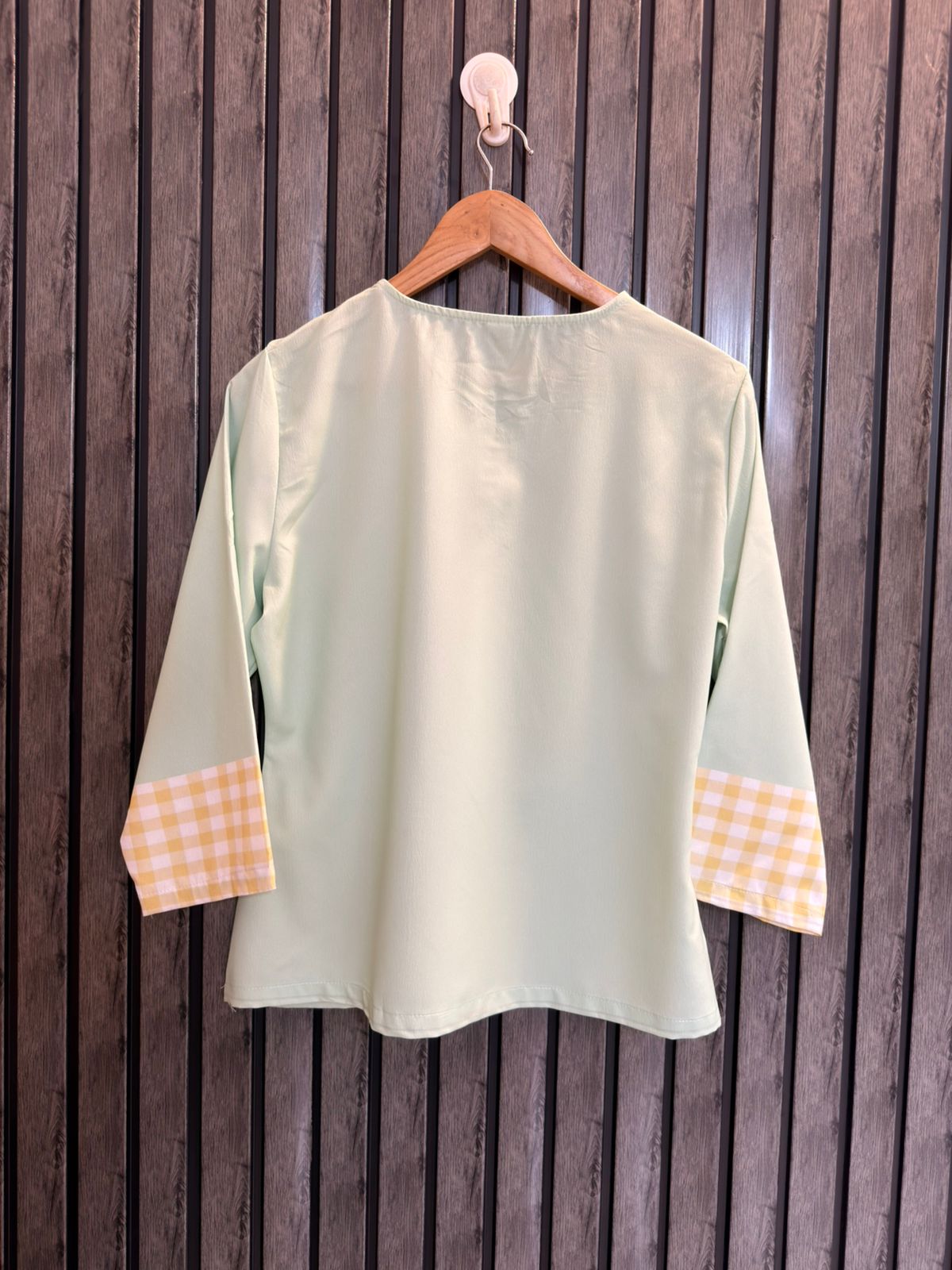 Chest 18  Lenght 23  Fabric Silk Women’s Premium Collection Top