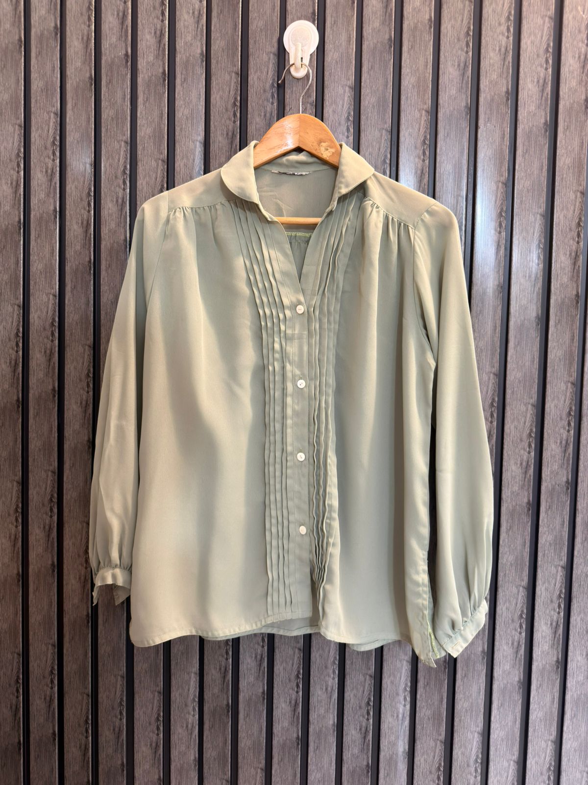 Chest 21  Lenght 24  Fabric Chiffon Women’s Refined Full Sleeves Top