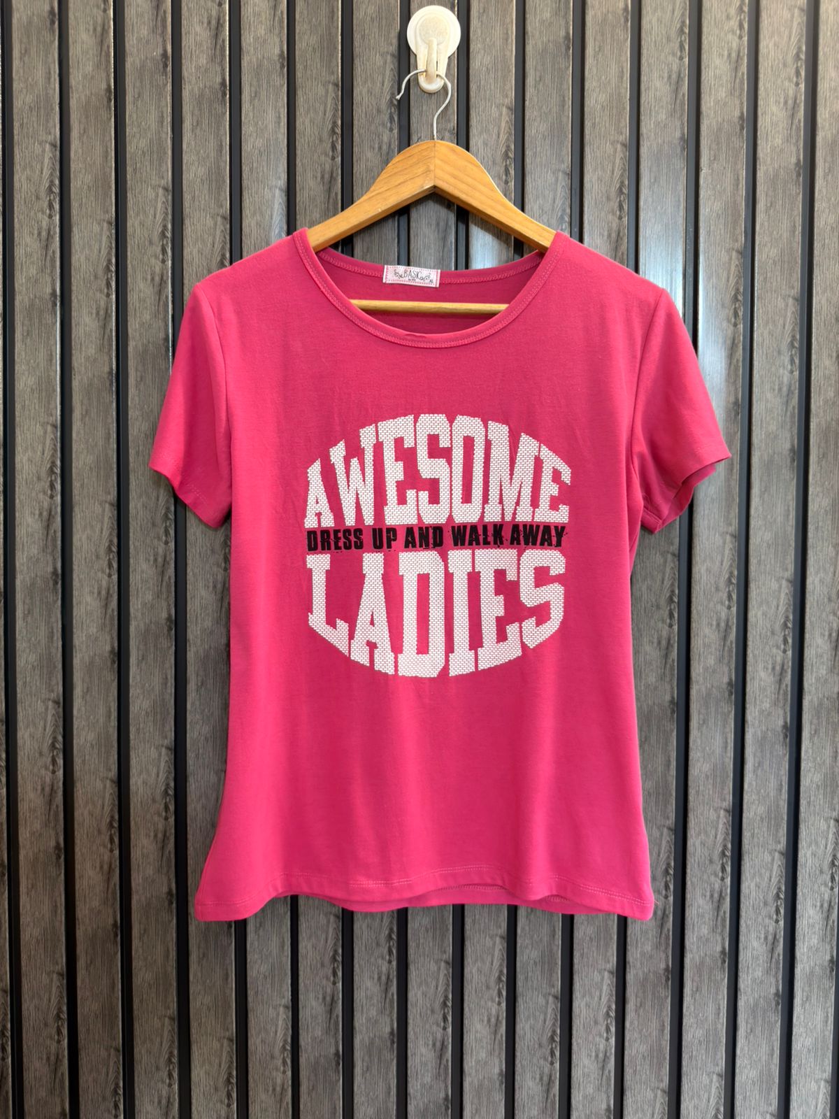 Chest 20  Lenght 24 Womens Branded T Shirt