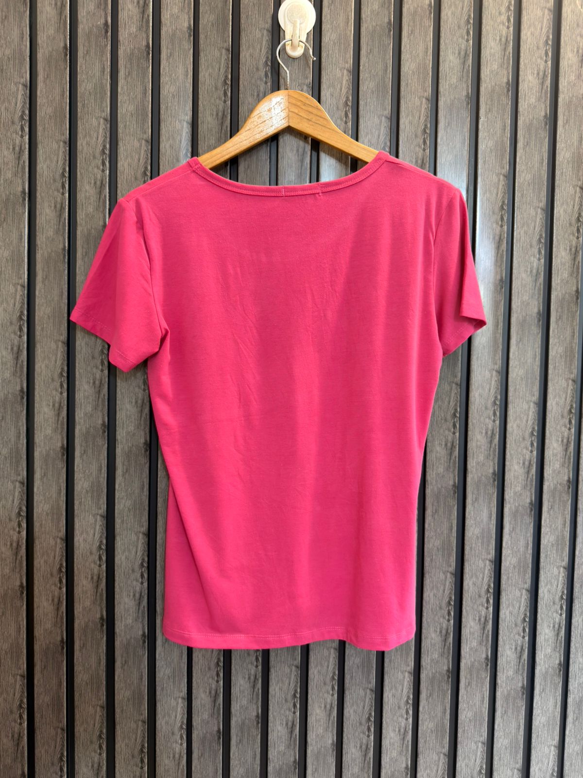 Chest 20  Lenght 24 Womens Branded T Shirt