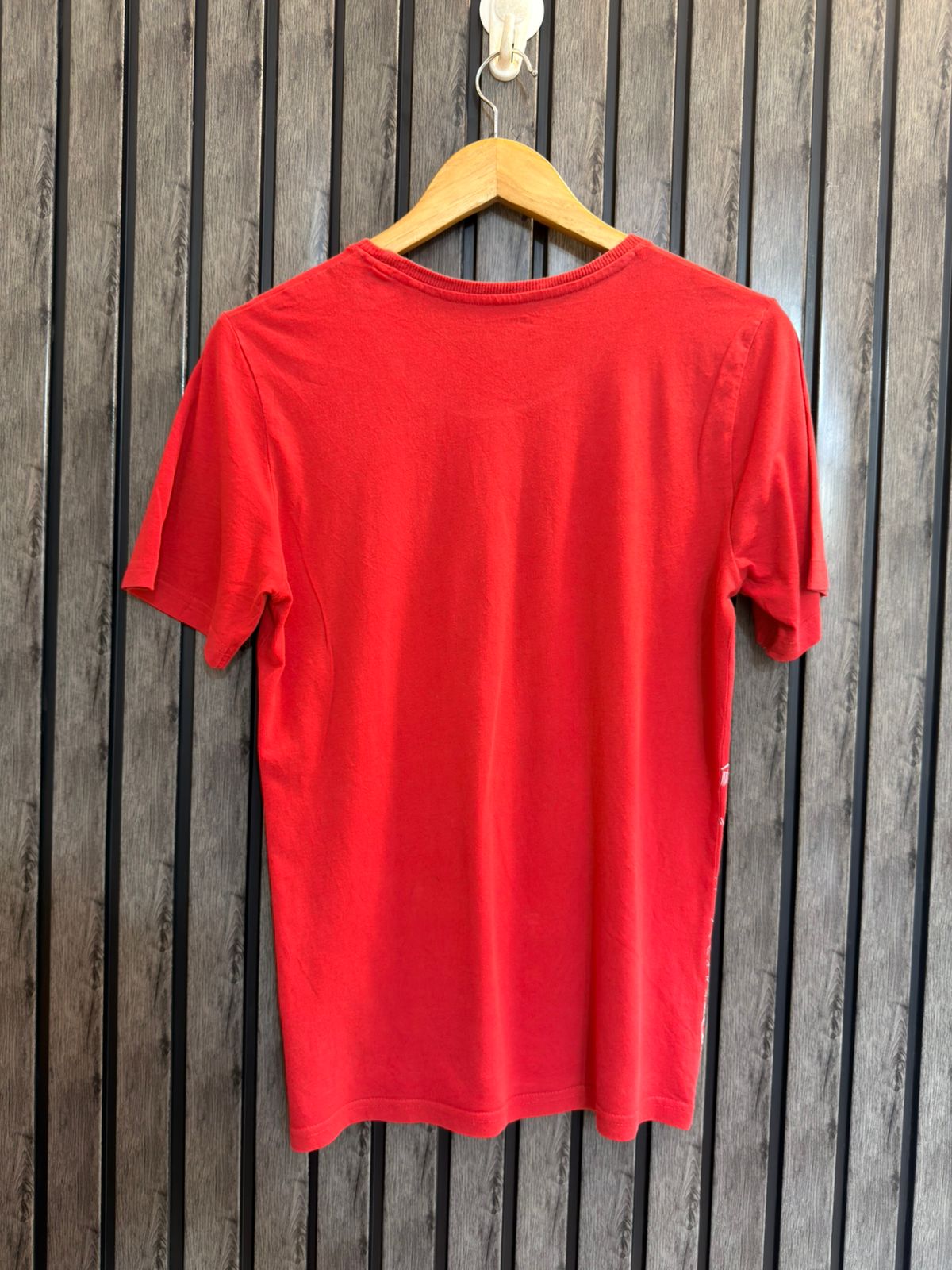 Chest 20  Length 25 Branded Ladies T Shirt