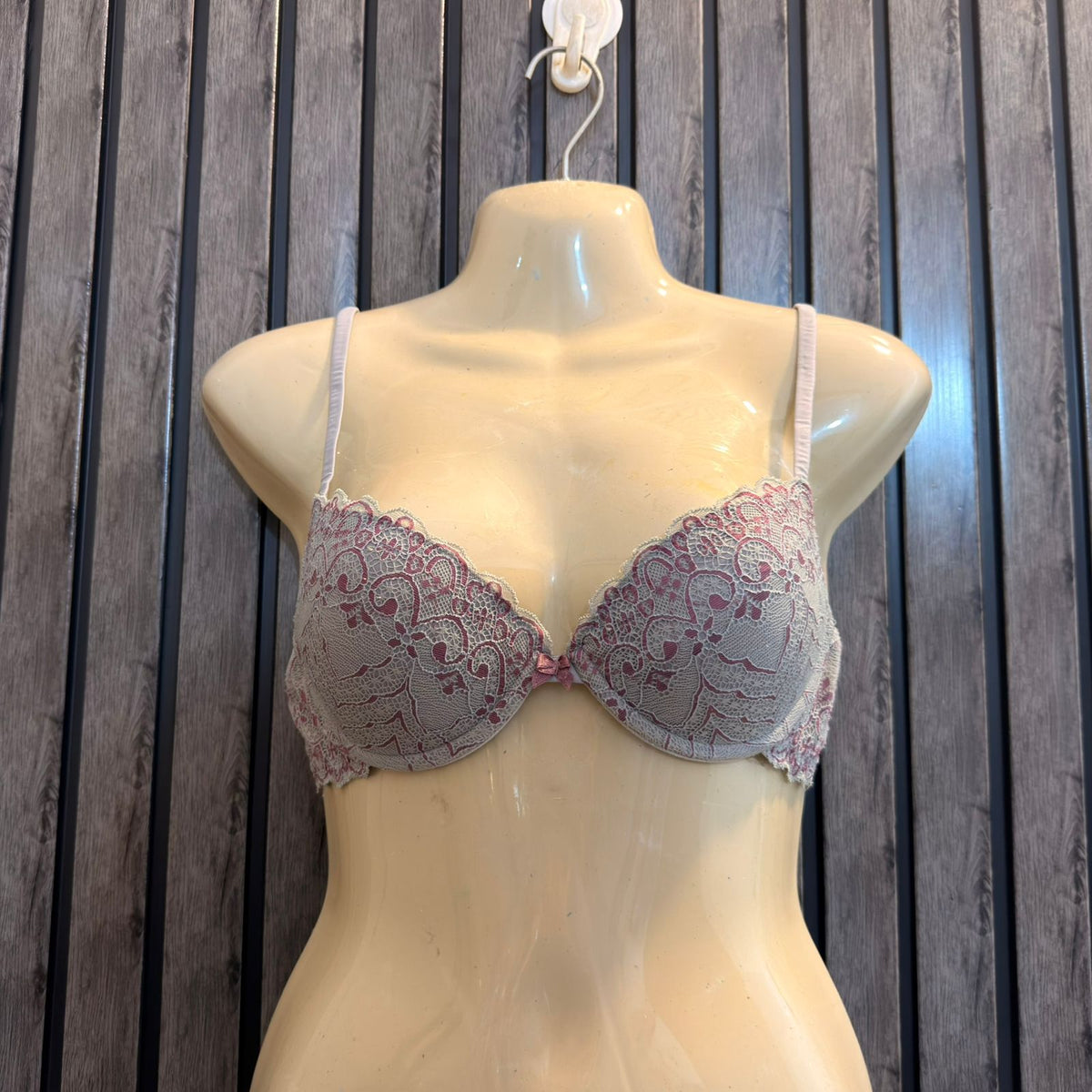 Chest Medium  Lenght 11 Signature Bra Collection