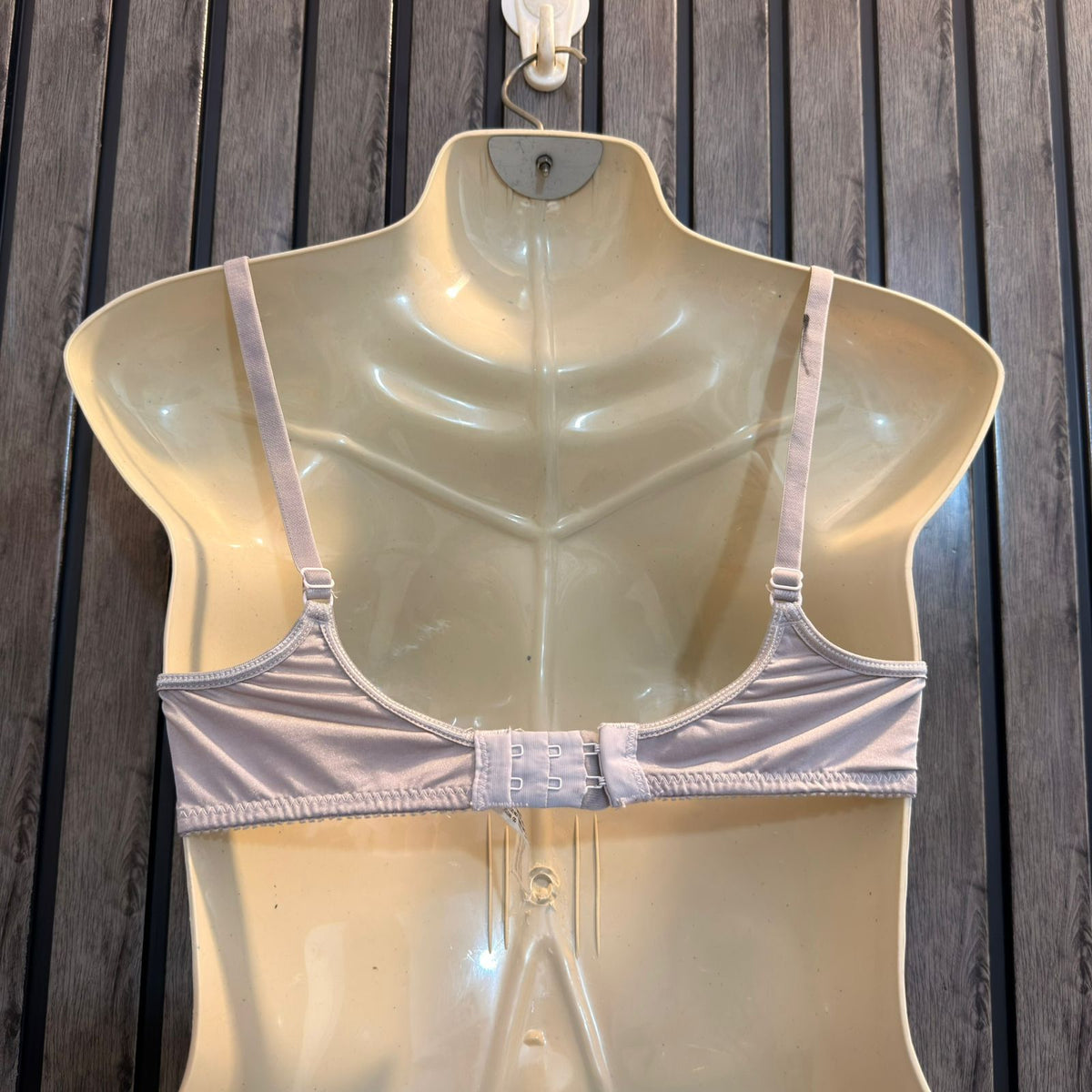 Chest Small  Lenght 10  Women’s Bra Wear