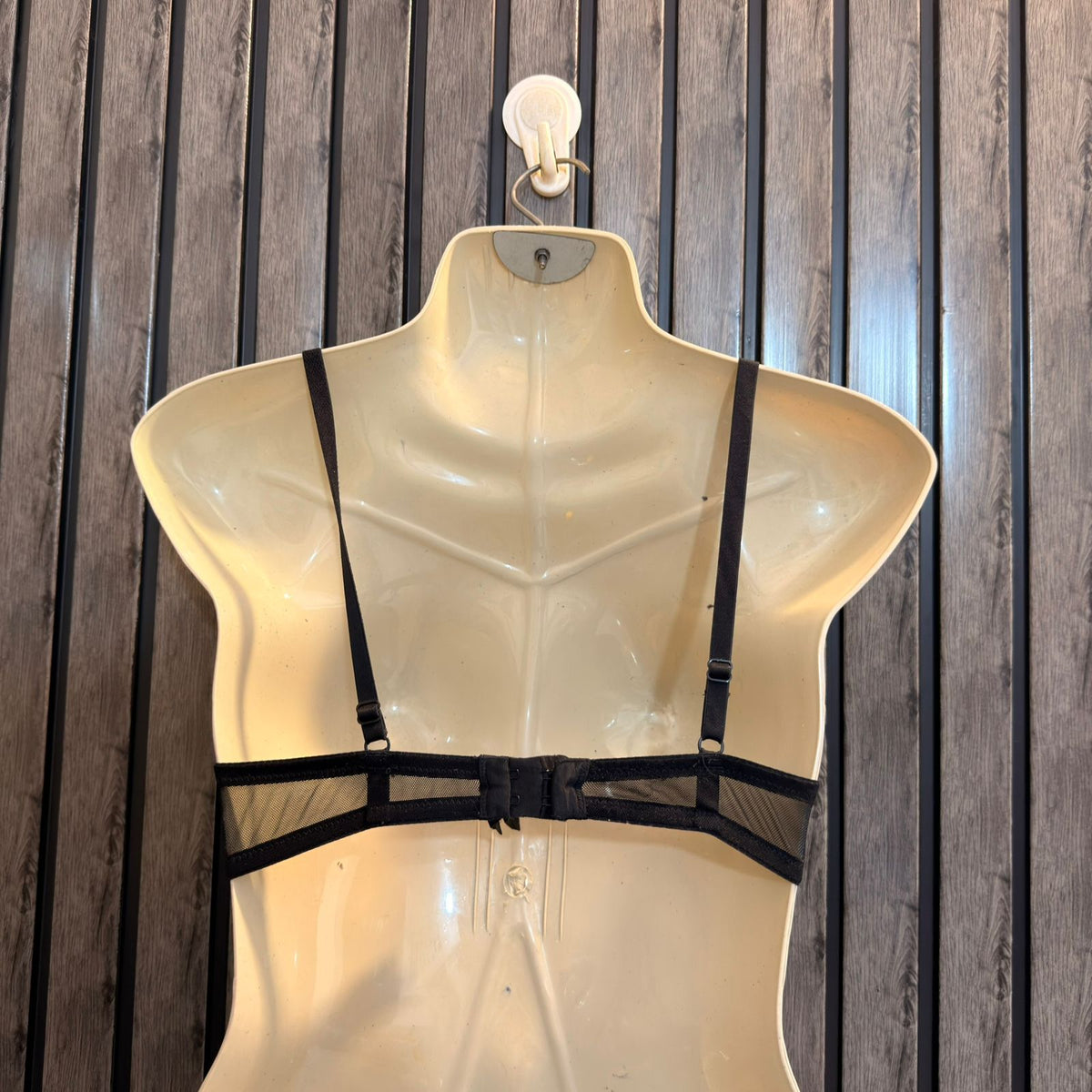 Chest medium  Lenght 11 Women’s Bra Essentials