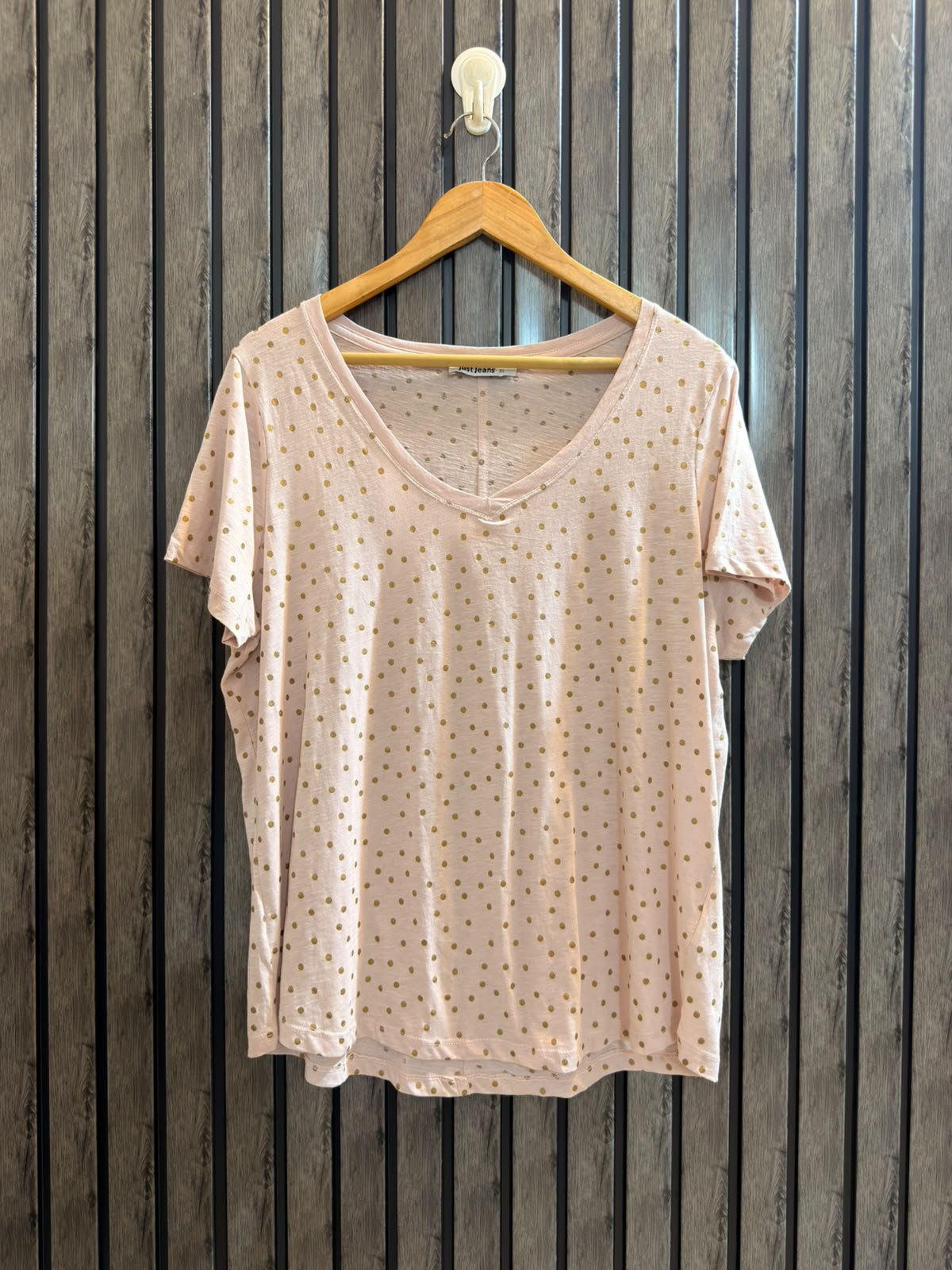 Classic Brand T-Shirt  Classic Brand T-Shirt