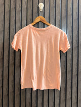 Chest 18  Lenght 23 Signature T-Shirt