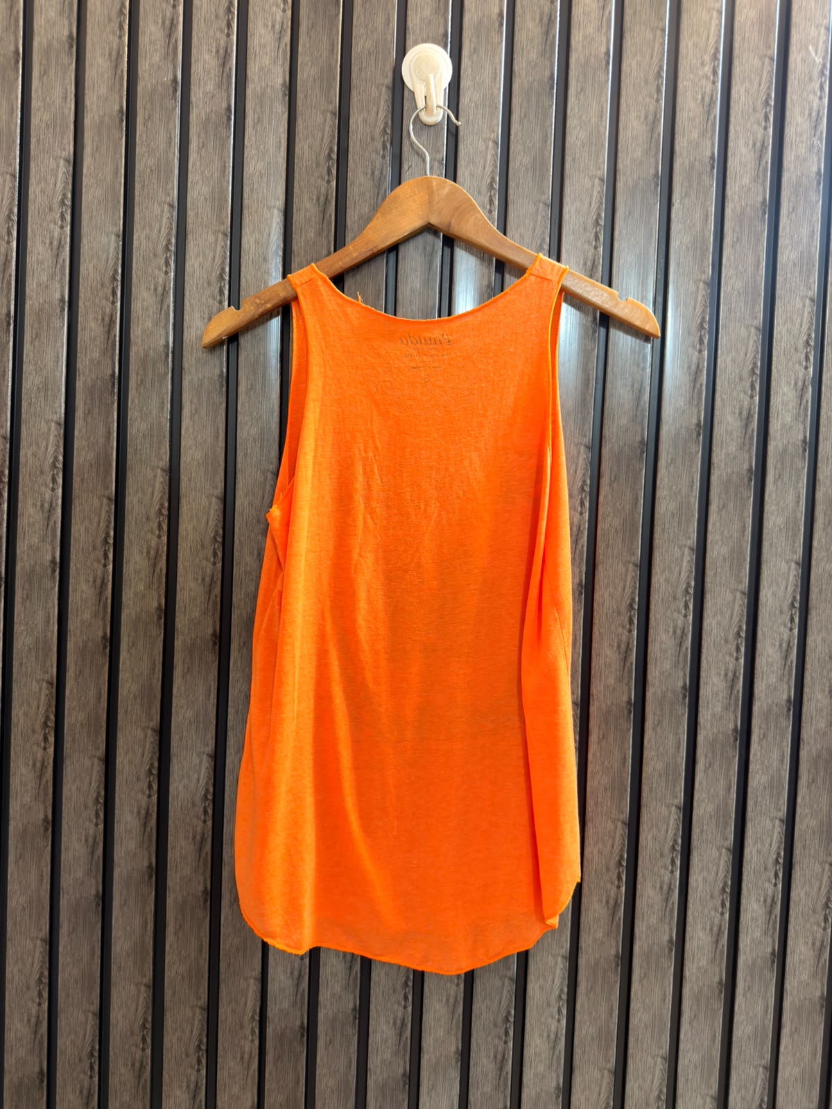 Chest 20  Lenght 25 to 26 Urban Essential T-Shirt