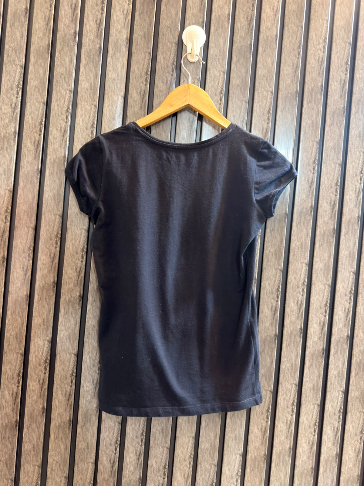Chest 17  Lenght 23 Premium Collection T-Shirt