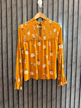 Chest 20   Length 23   Fabric Rayon Women's Fashion Top