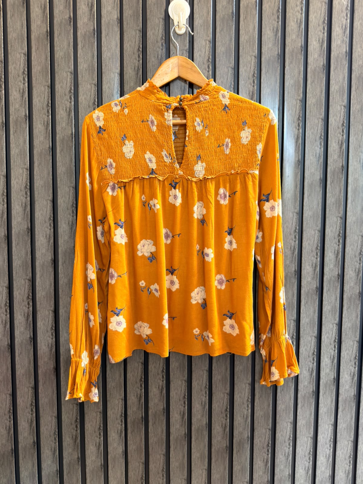 Chest 20   Length 23   Fabric Rayon Women's Fashion Top