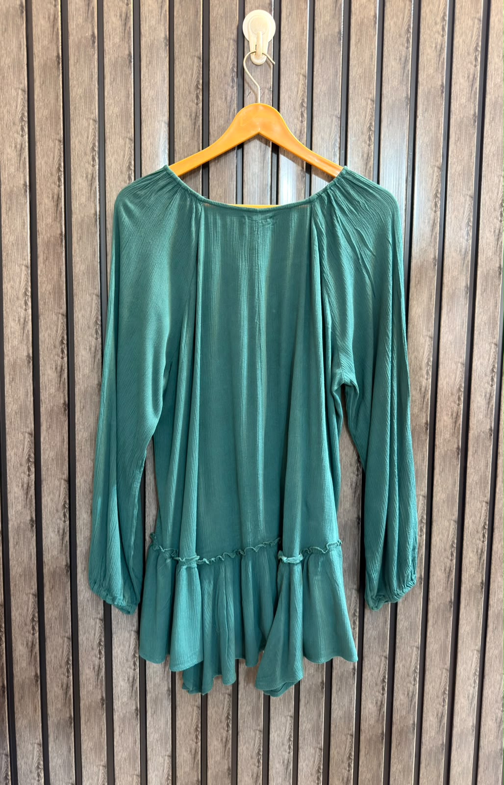 Chest 23  Length 29 to 30  Fabric Rayon Women's Signature Top