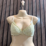 Chest Medium Women’s Seasonal Bra Collection