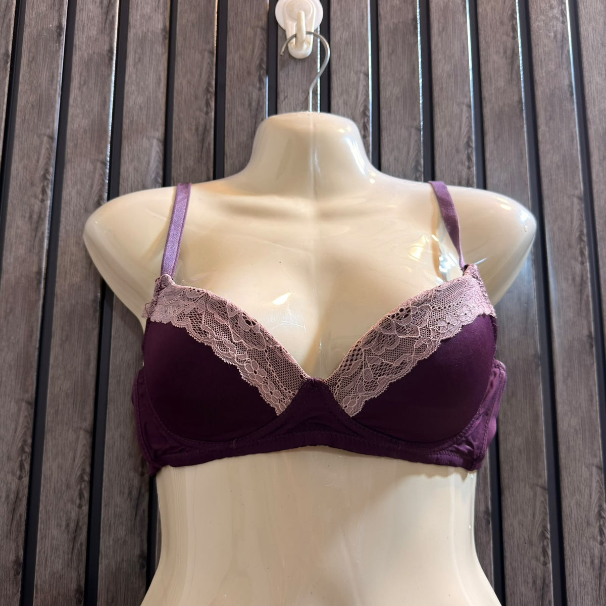 Chest Large Women’s Best Bra Collection