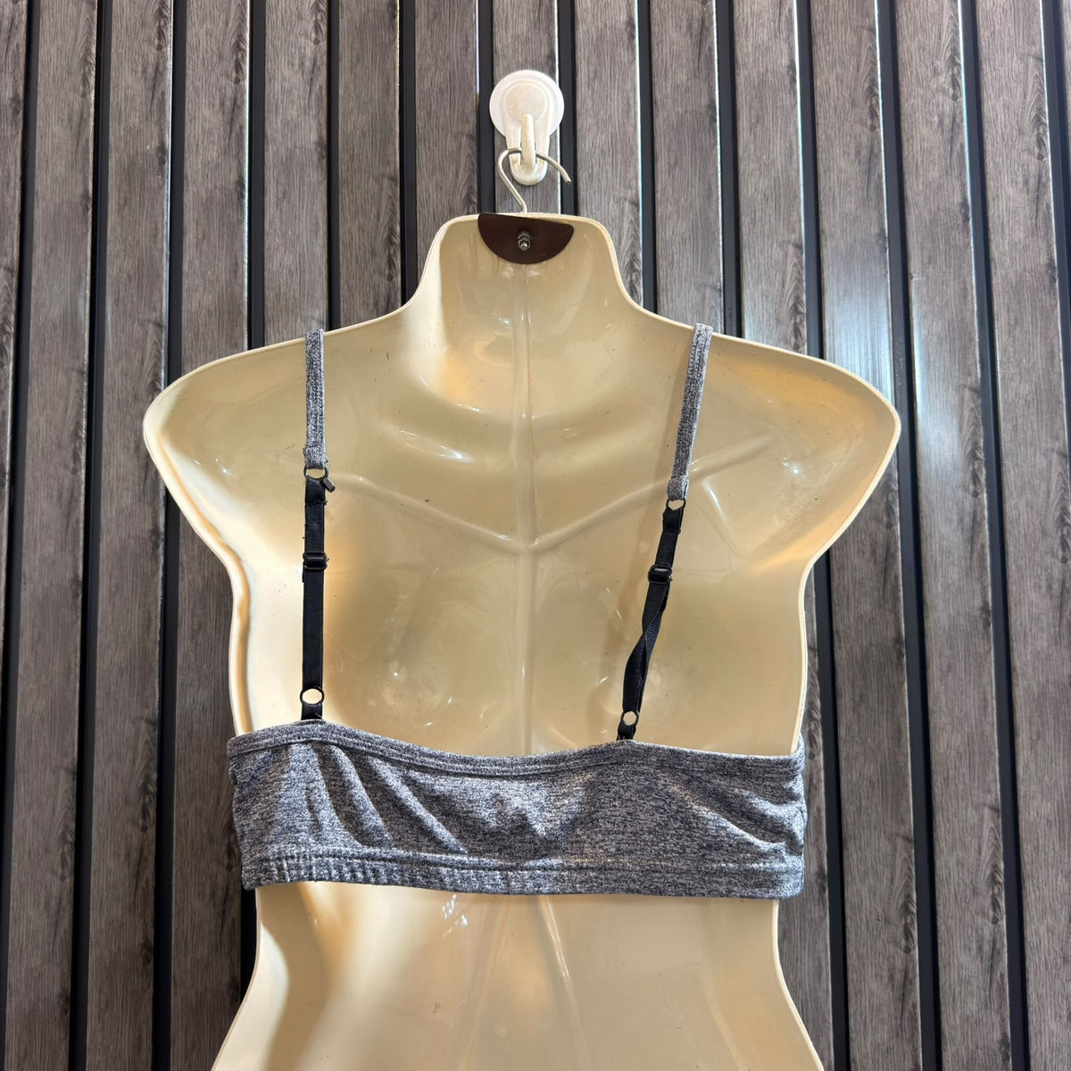 Chest Medium Women’s Signature Bra Edit