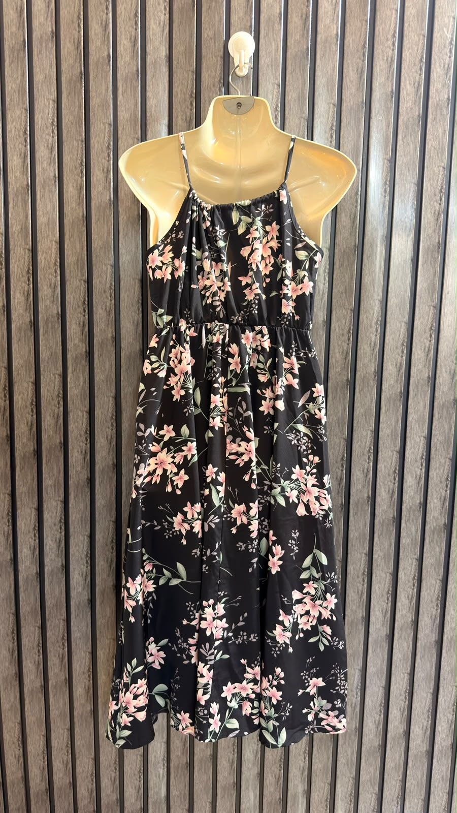 Chest 18  Lenght 41  Fabric silk Womens Statement Mini Dress