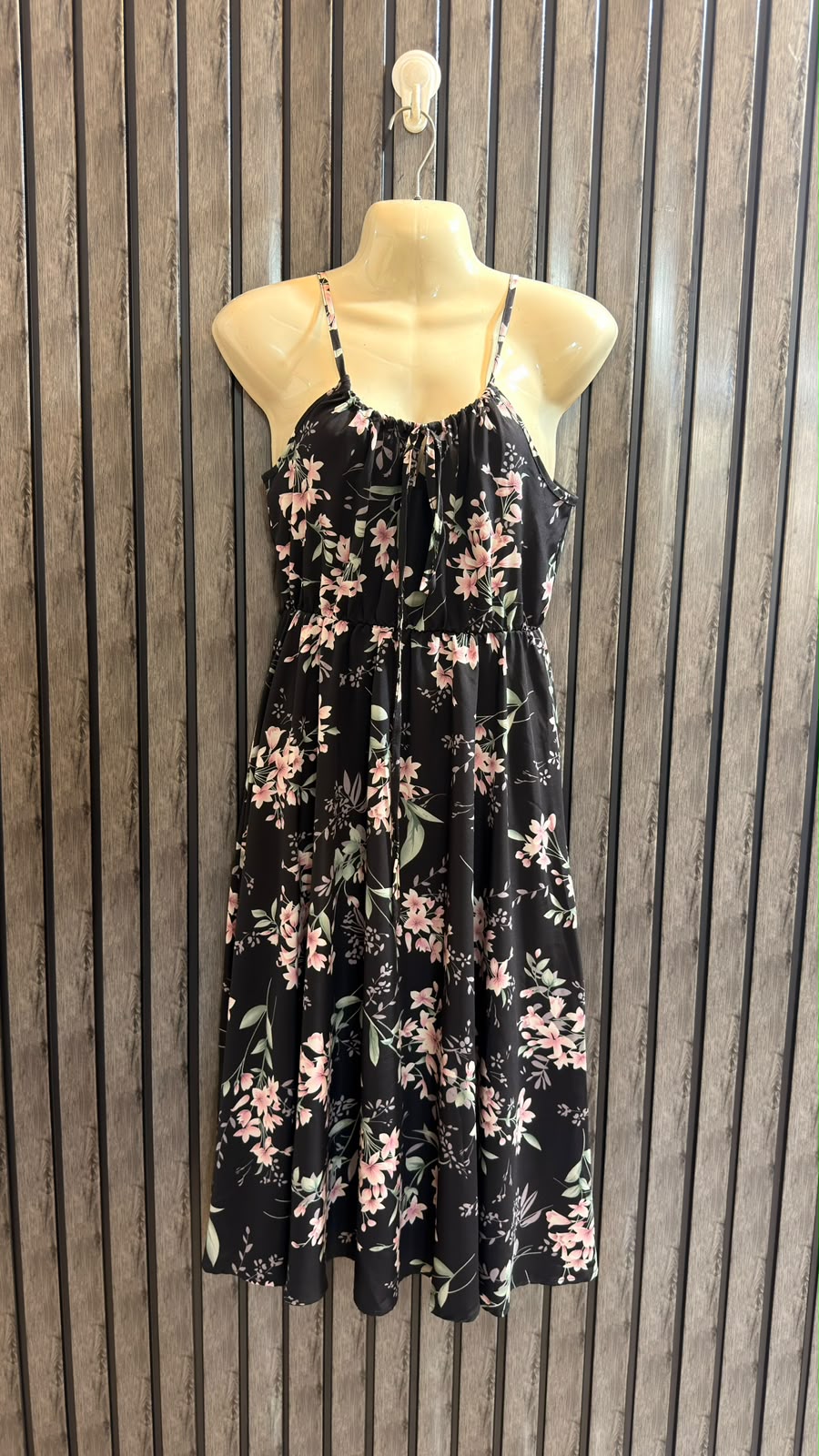 Chest 18  Lenght 41  Fabric silk Womens Statement Mini Dress
