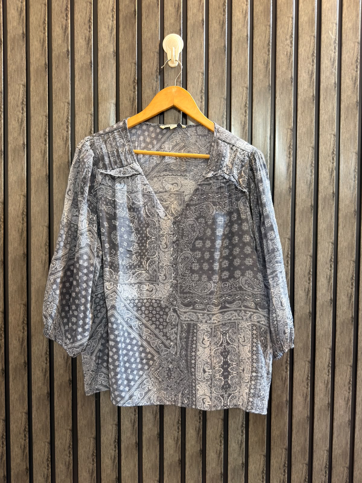 Chest 21  Lenght 24  Fabric Cotton Silk Women’s Branded Full Sleeve top
