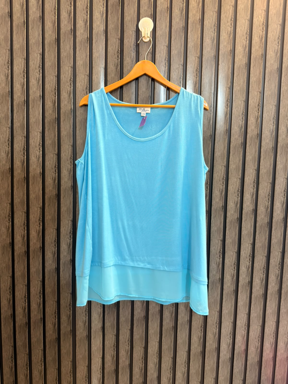 Chest 26  Lenght 29 Women’s Classic Tee