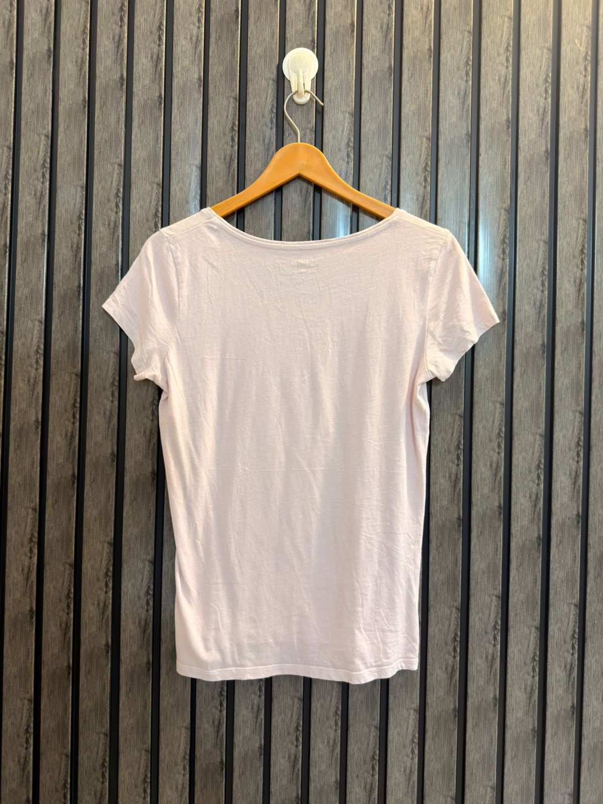 Chest 19  Lenght 24 Women’s Exclusive T-Shirt