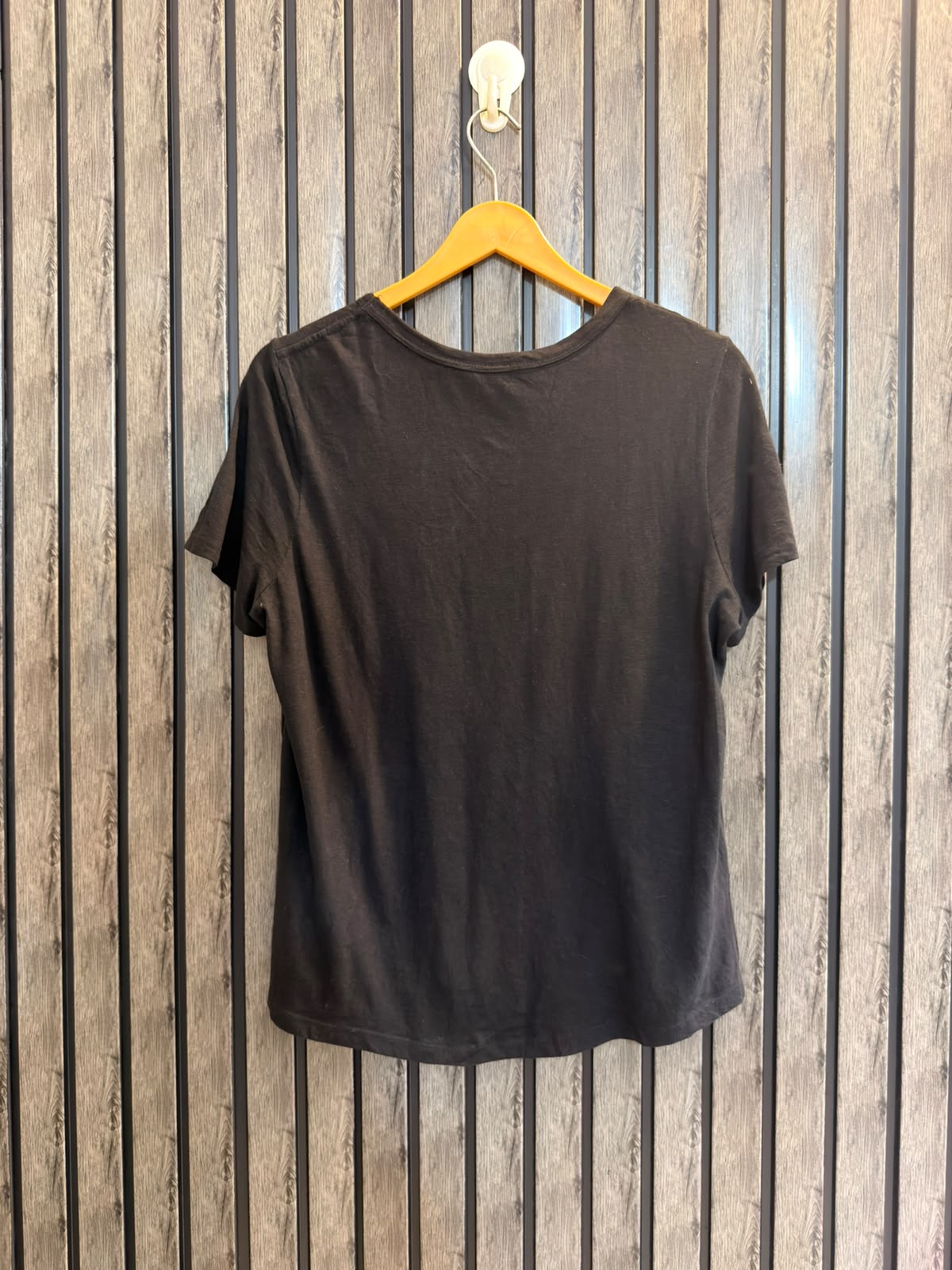 Chest 19  Lenght 24  Women’s Fashion T-Shirt