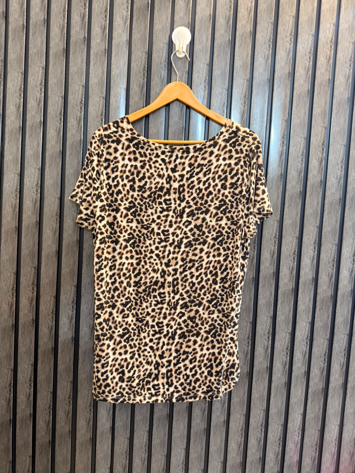 Chest 22  Lenght 25 To 26 Women’s Trendy Tee