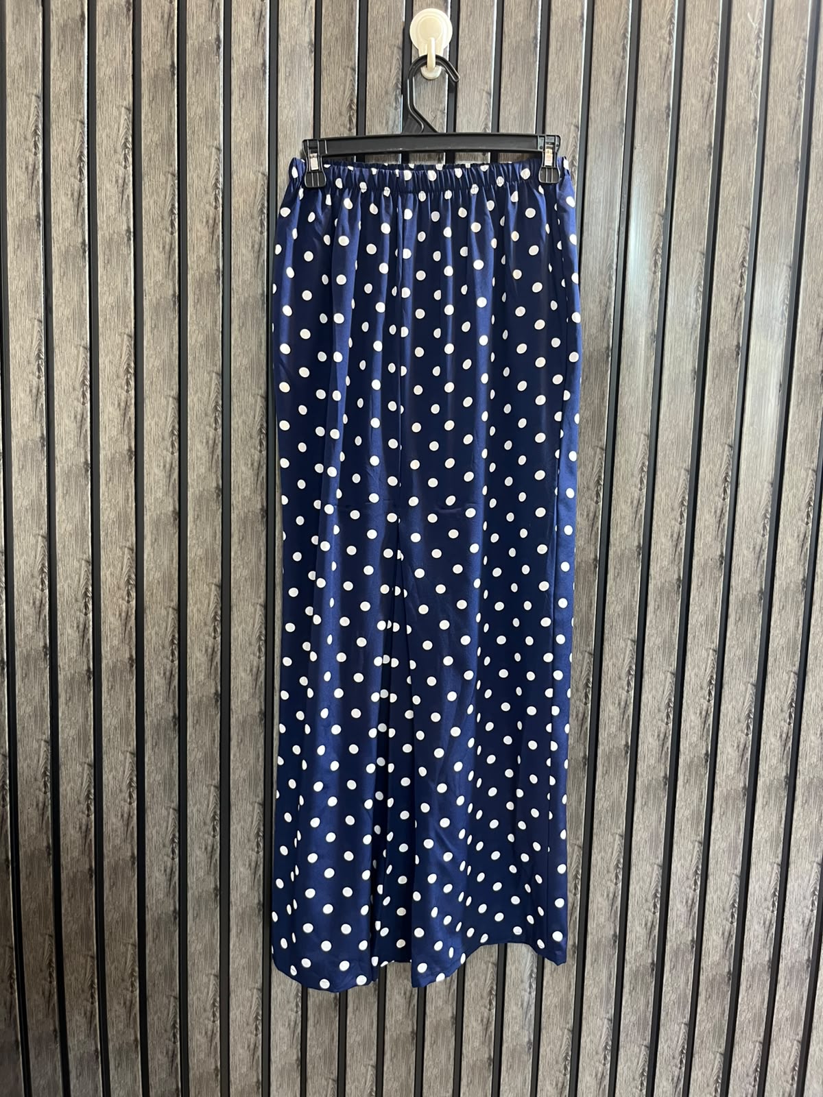 Waist 28  Lenght 39  Fabric silk Premium Branded Ladies Skirt