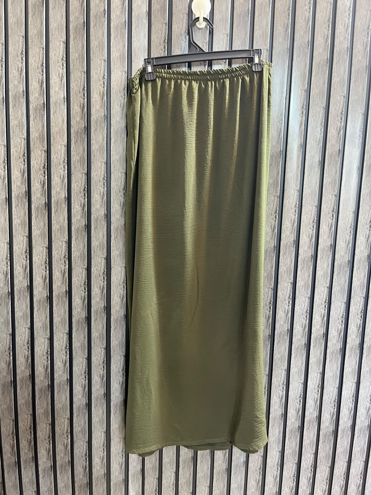Waist 40  Lenght 41  Fabric jorjet Ladies Skirt