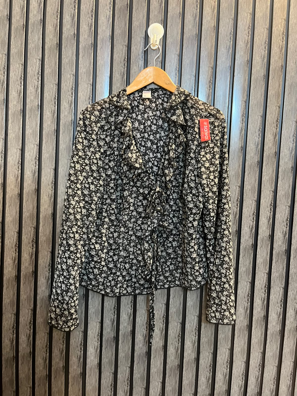 Chest 20  Lenght 23  Fabric chiffon Western Women’s Full Sleeve Top