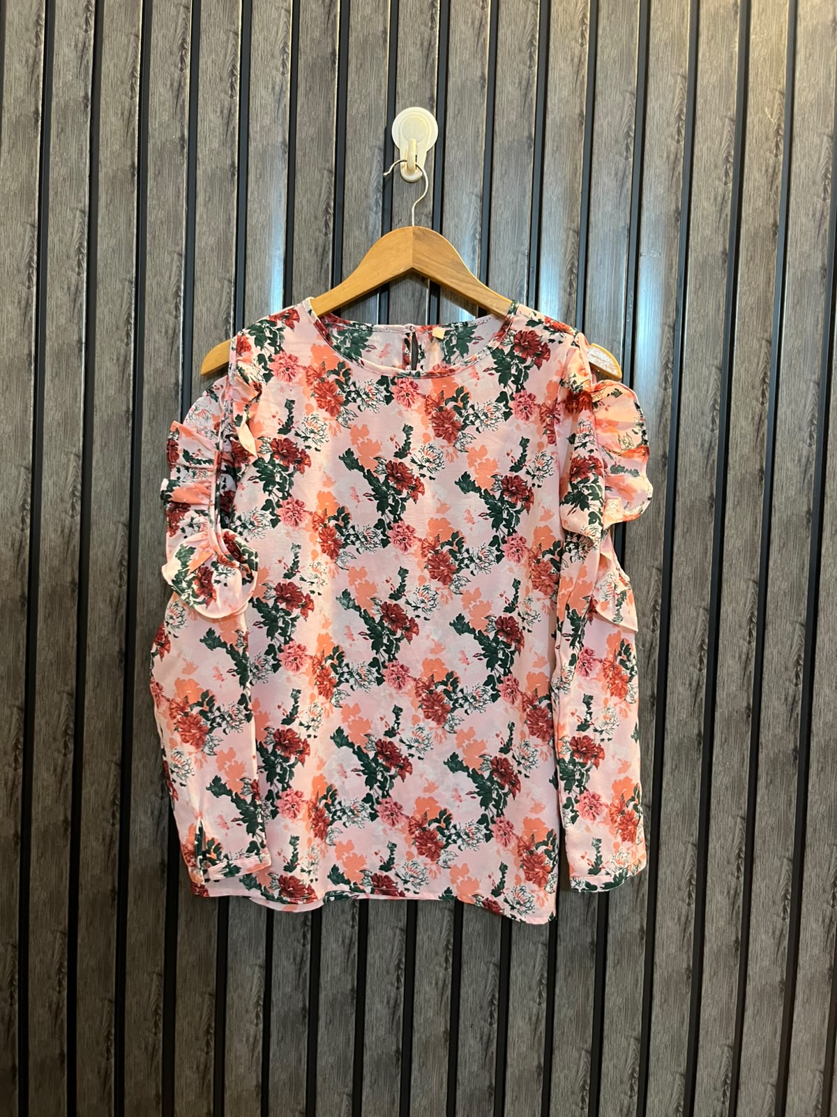 Chest 17  Lenght 24  Fabric chiffon Women’s Western Branded Full Sleeve Top