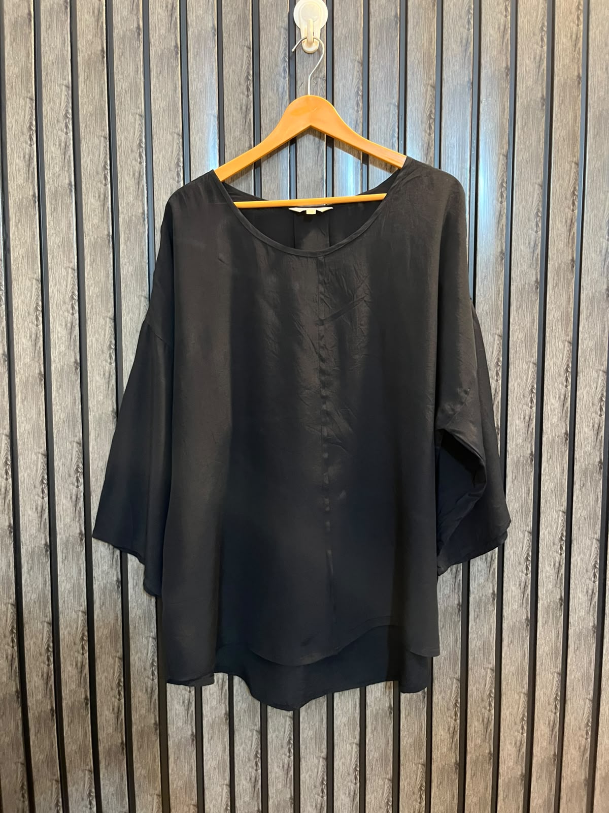 Chest 22 Baggy Style  Lenght 26 To 30  Fabric Silk Western Branded Women’s Full Sleeve Shirt