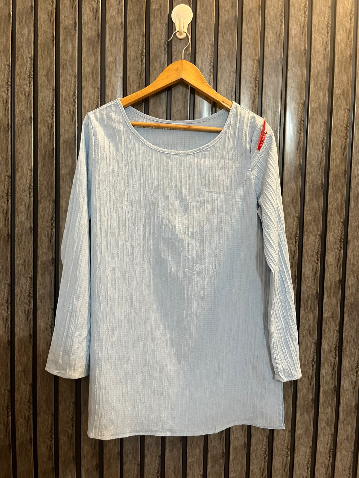 Chest 19  Lenght 30  Fabric Cotton Silk Women’s Branded Long Sleeve Top