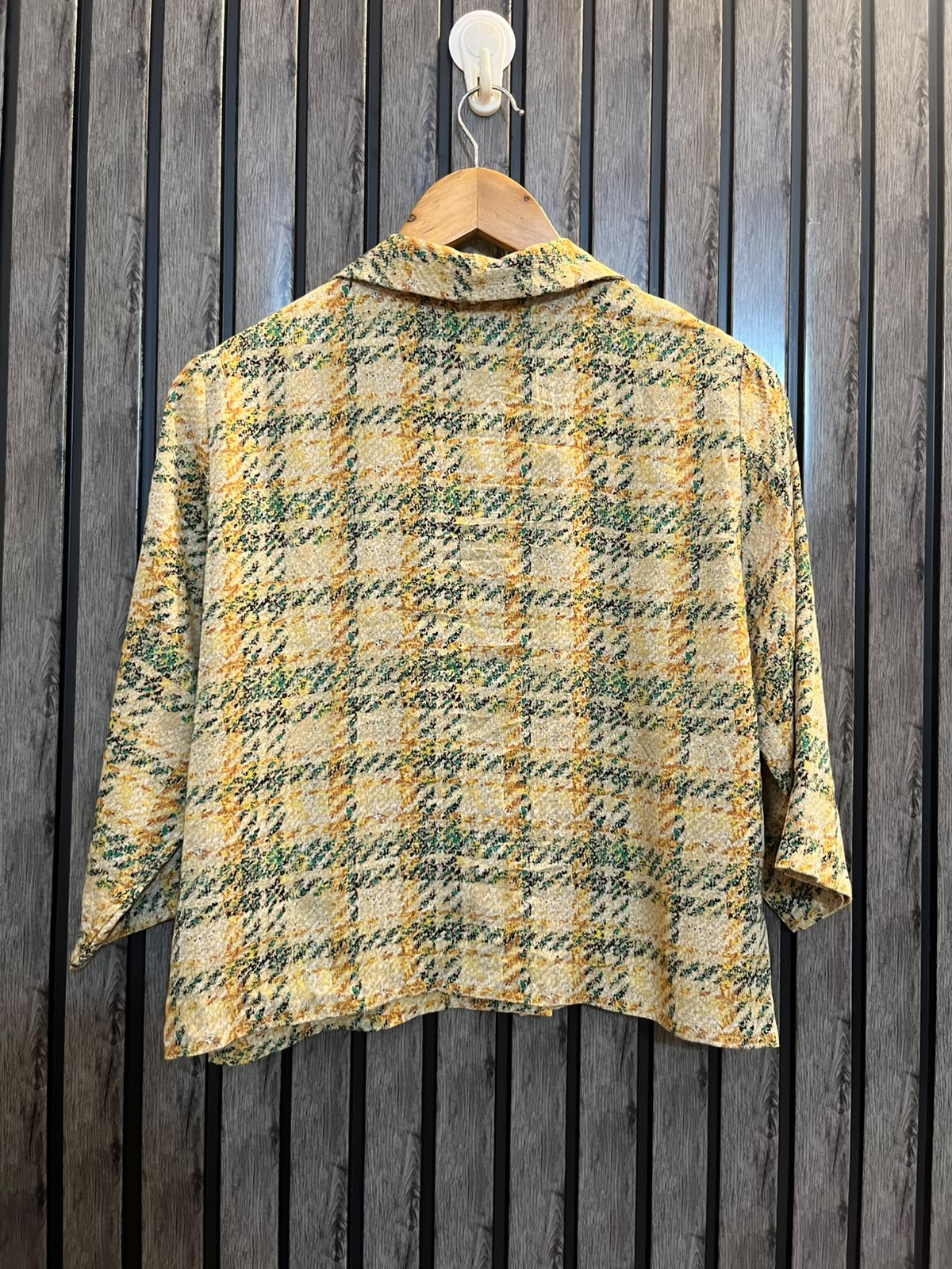 Chest 19  Lenght 20  Fabric Silk Women’s Branded Sleeve Top