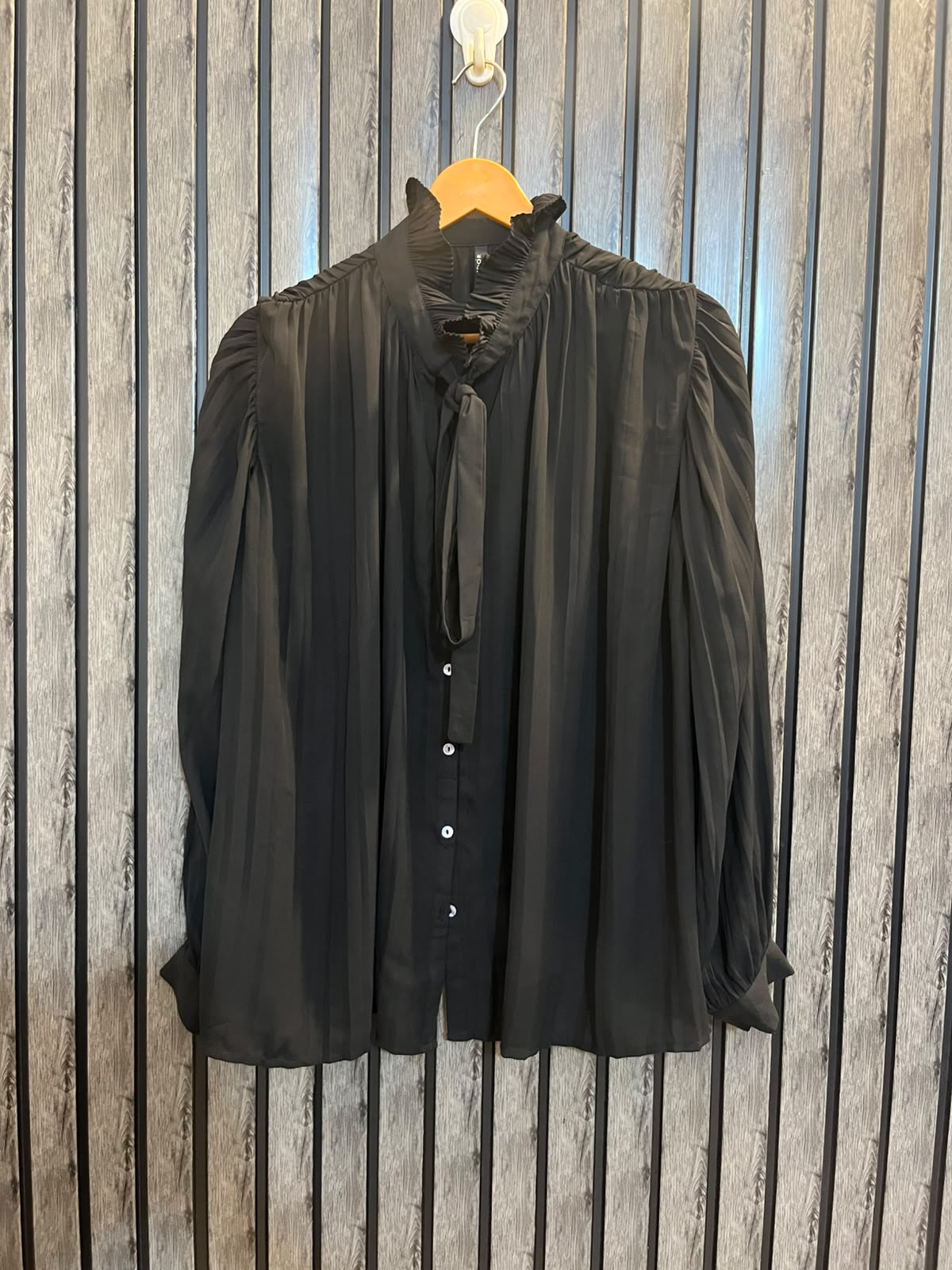 Chest 27  Lenght 27  Fabric Chiffon Western Women’s Branded Full Sleeve Top