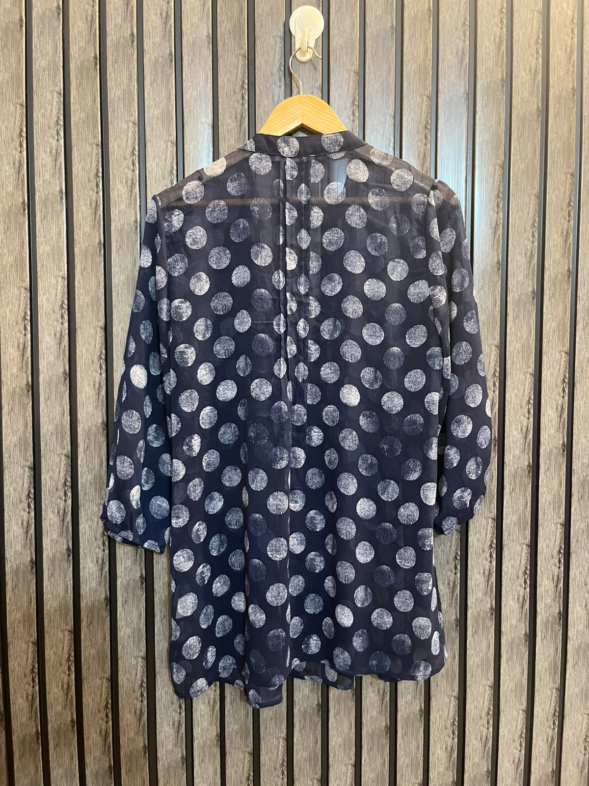 Chest 20  Lenght 30  Fabric Chiffon Women’s Full Sleeve Branded Top