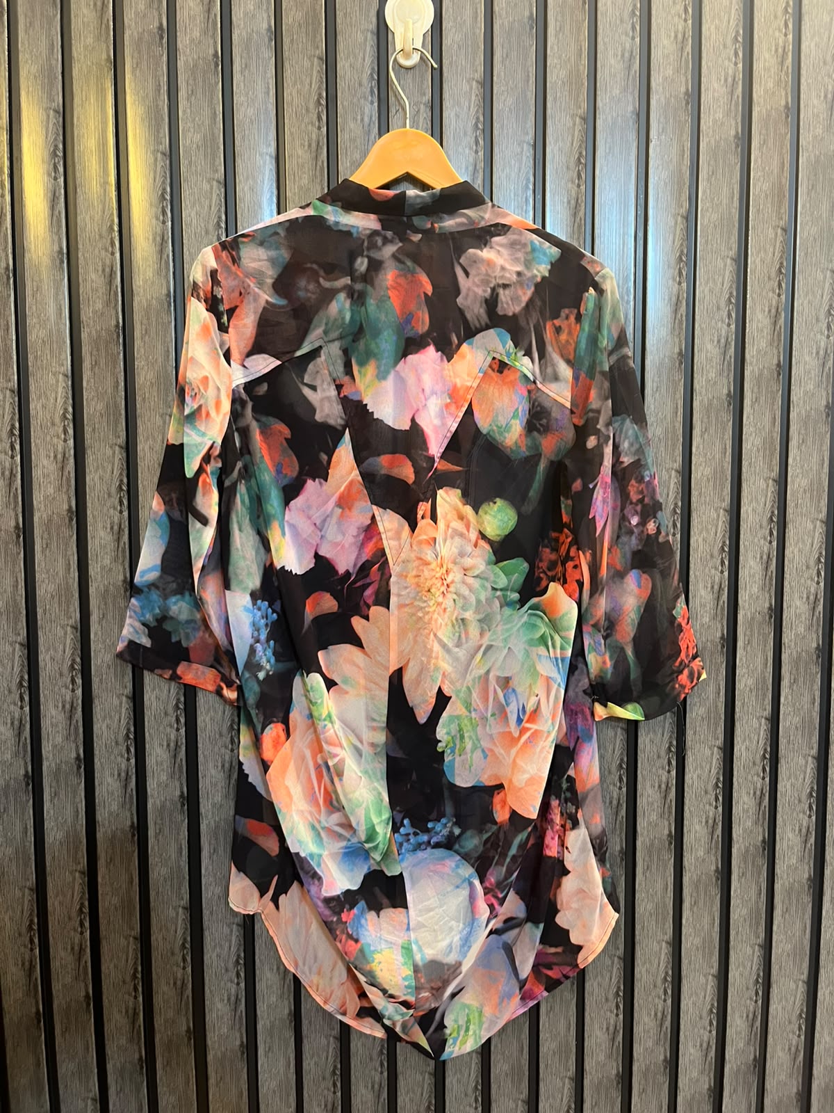 Chest 20  Lenght 28 To 37  Fabric Chiffon Women’s Full Sleeve Top by Western Brand