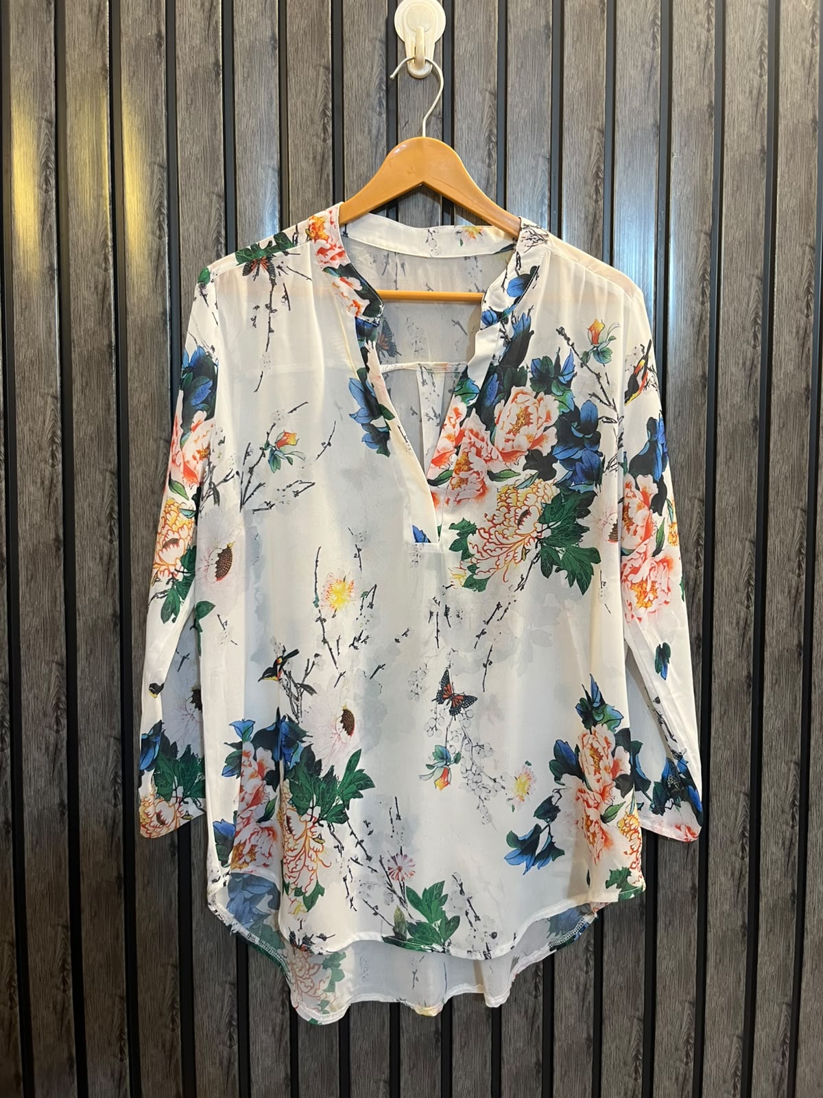 Chest 21  Lenght 29 To 30  Fabric Chiffon Women’s Western Brand Full Sleeve Top