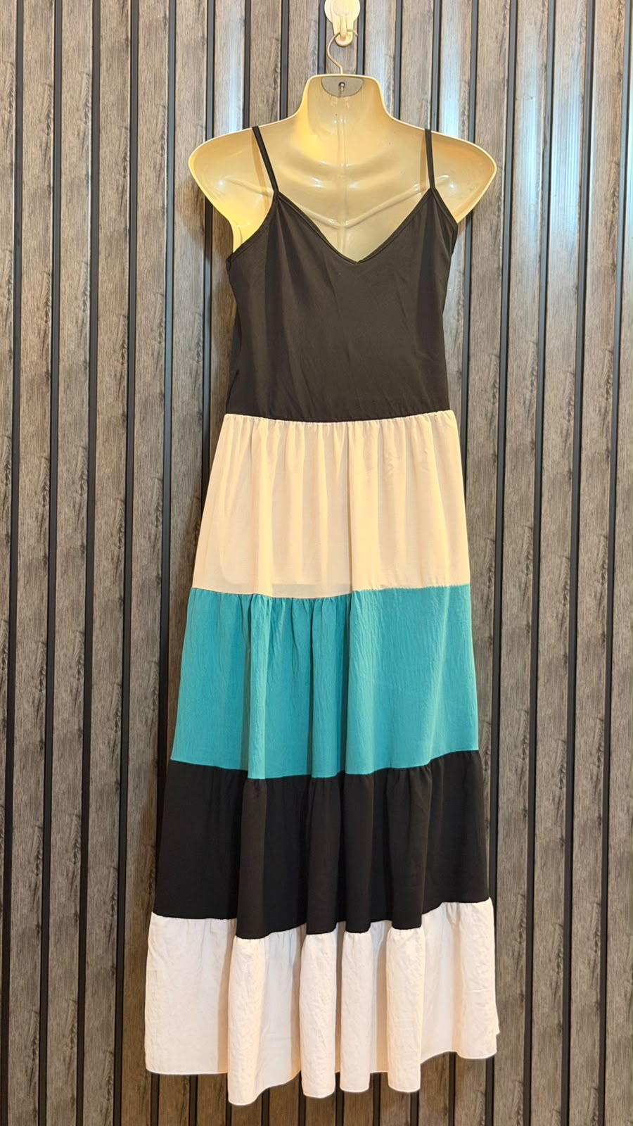 Chest 18  Lenght 46  Fabric Silk Women’s Premium Flowing Maxi Dress