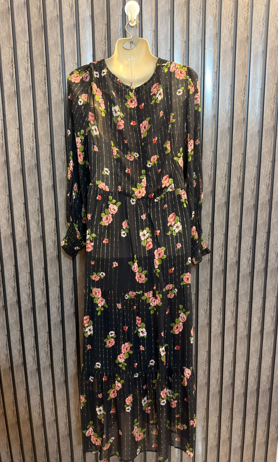 Chest 20  Lenght 52   Fabric Chiffon Fashionable Women’s Long Flowy Dress