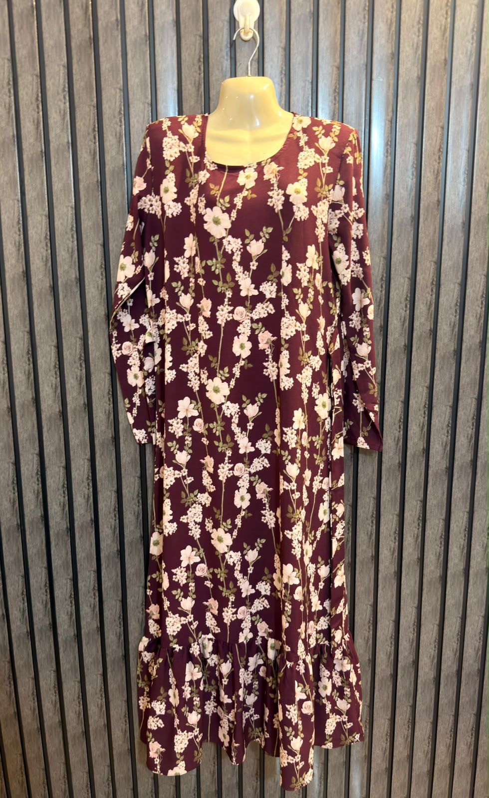Chest 21  Lenght 53   Fabric rayon Women’s Classic Branded Maxi Dress