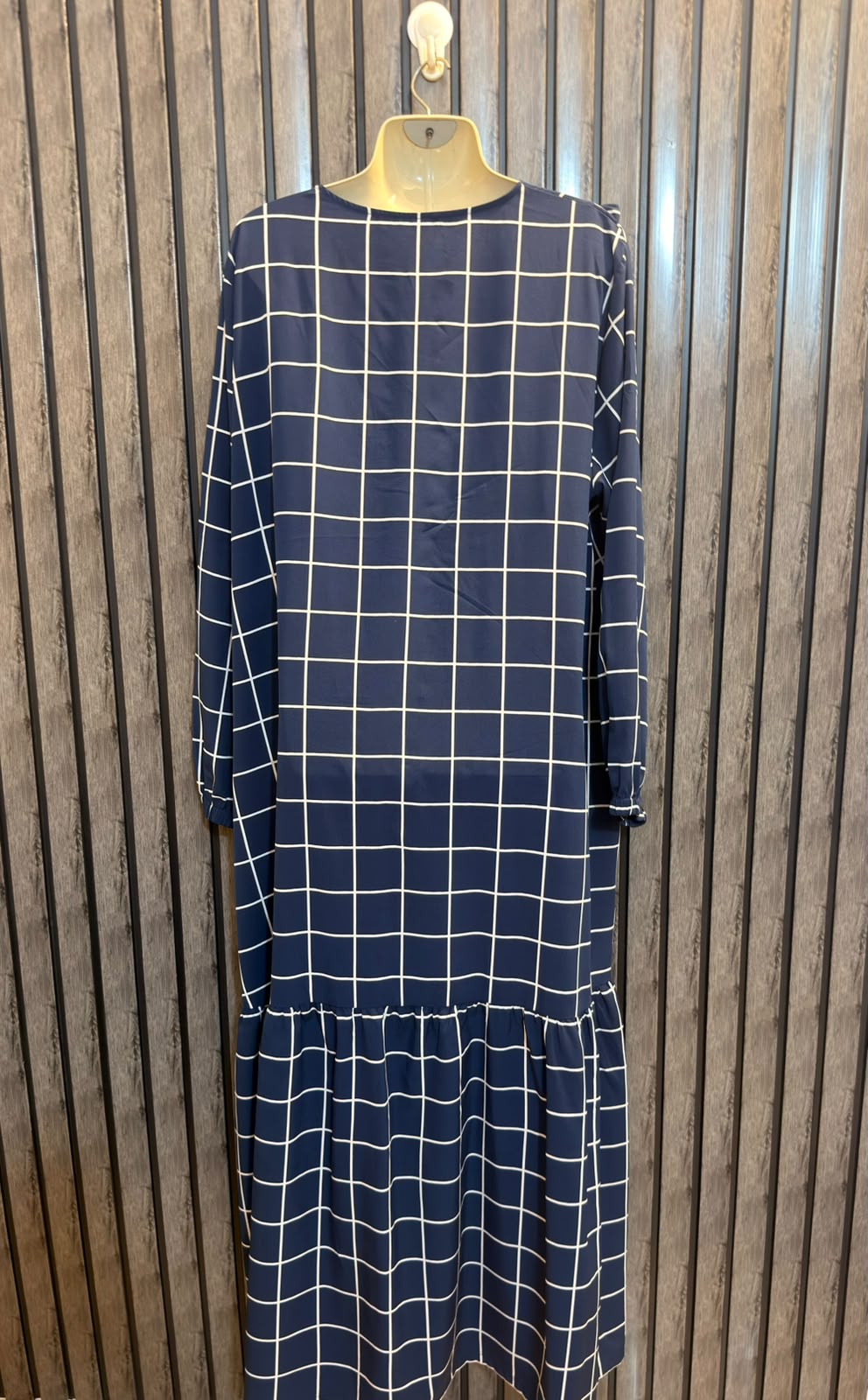Chest 24  Lenght 55  Fabric Silk Elegant Branded Women’s Western Dress