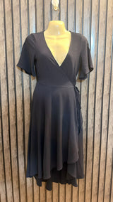 Chest 17  Lenght 40   Fabric chiffon Branded Western Style Women’s Maxi Dress
