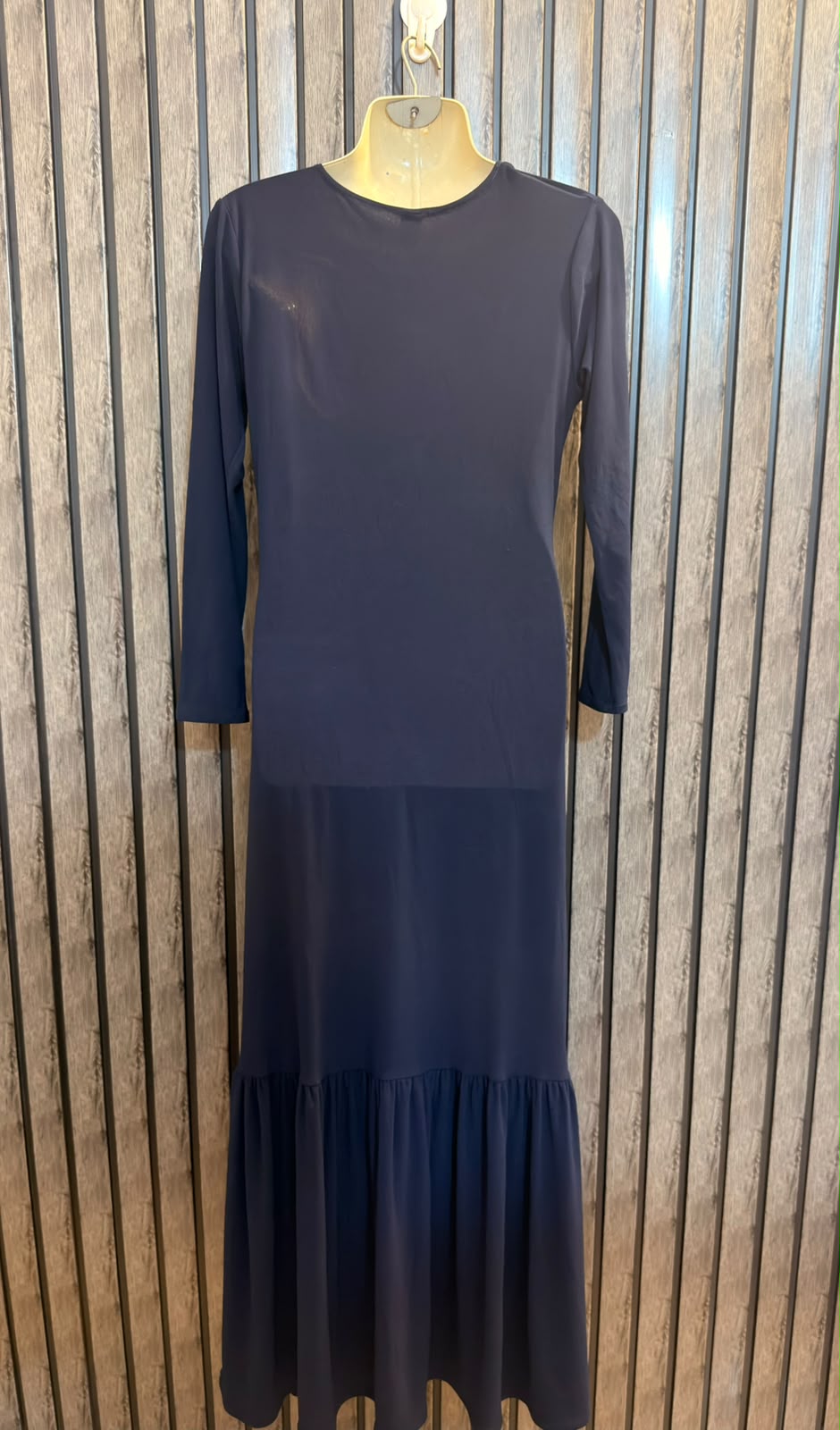 Chest 21  Lenght 54  Fabric Silk Jersey Western Women’s Casual Long Maxi Dress